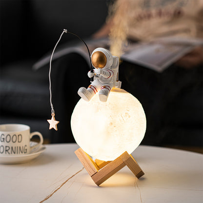 Creative Astronaut Humidifier with Night Light